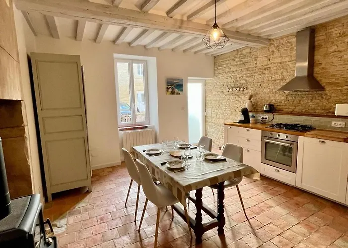 La Tomette, A 5 Kms De La Holiday home *