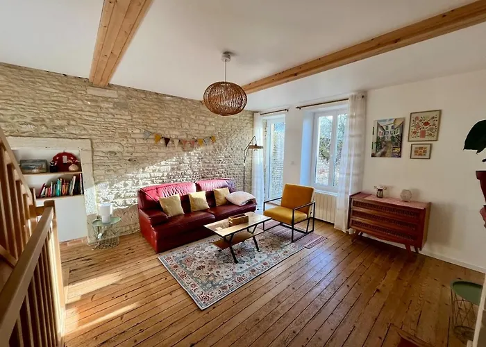 La Tomette, A 5 Kms De La Holiday home *